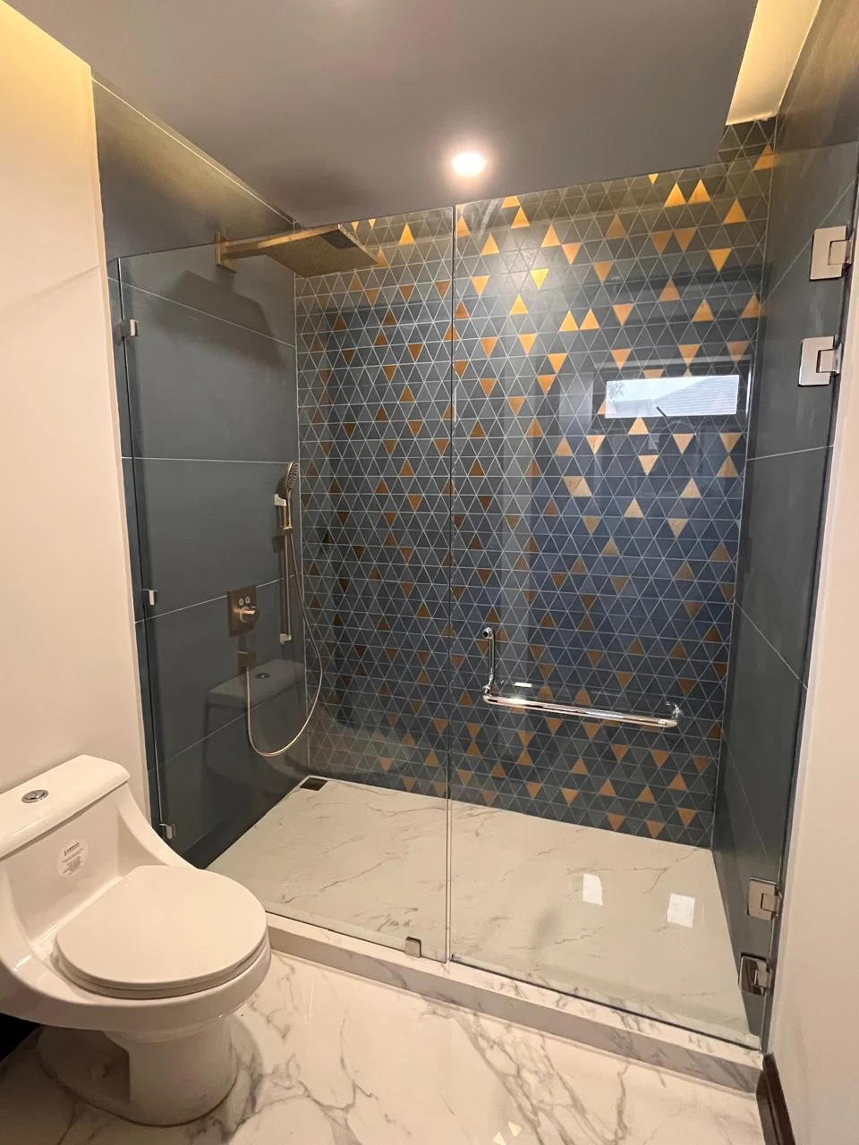 Cocina y Baño Residencia Los Sueños - Imagen 2