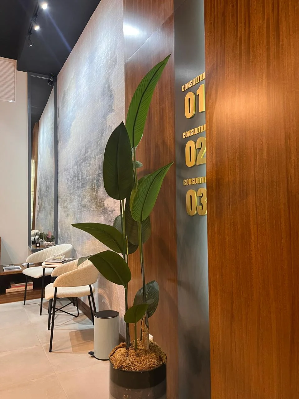 Proyecto Consultorio Torre Las Loras - Comercial