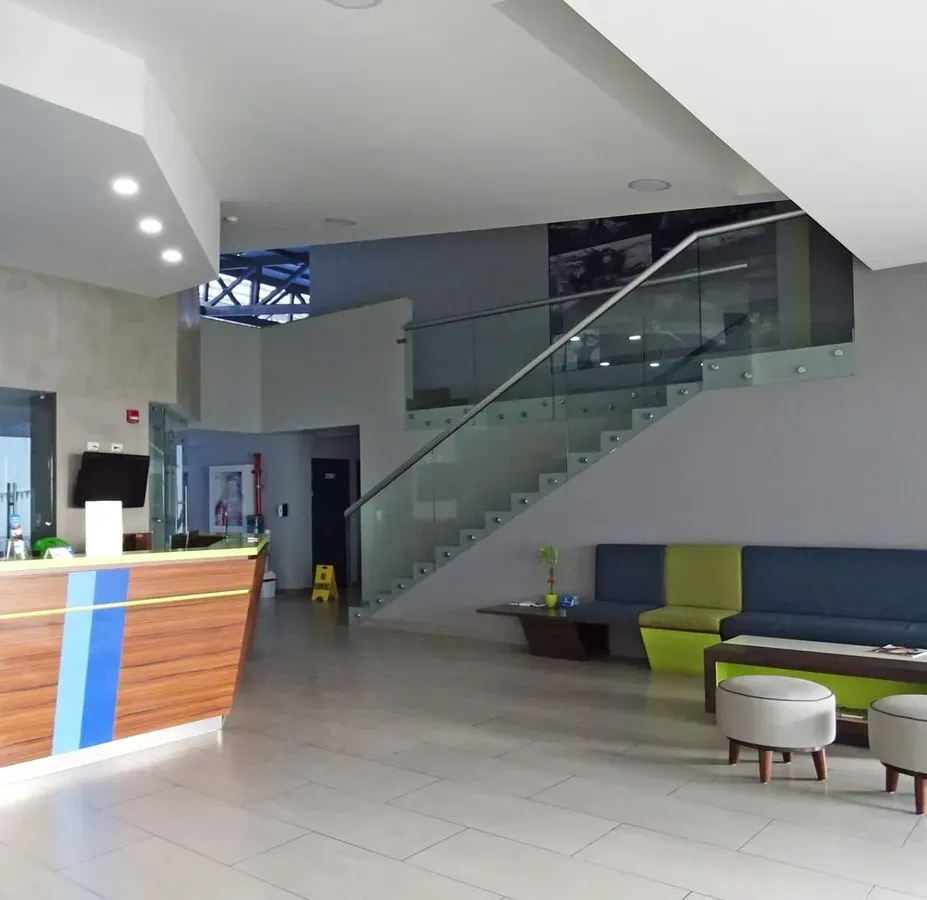 Proyecto CROL Pinares - Comercial